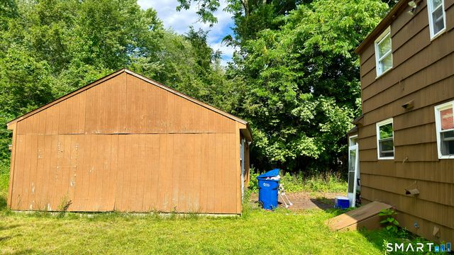 36 Woodybrook Road, Windsor, CT 06095