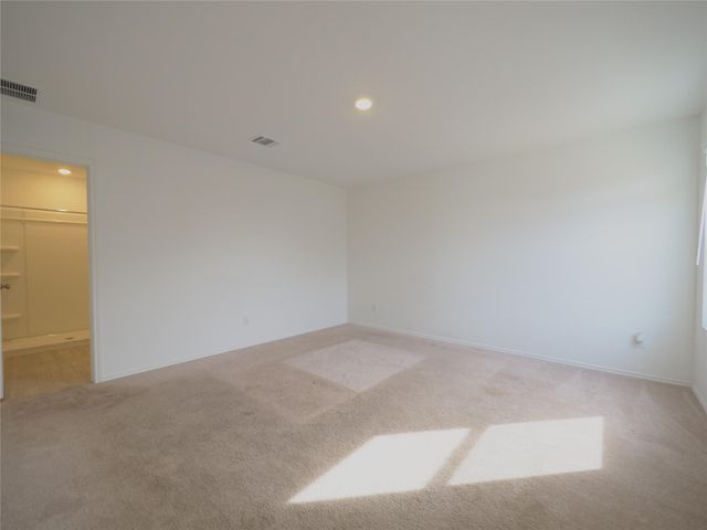 337 Rancho Del Cielo LOOP, Jarrell, TX 75637