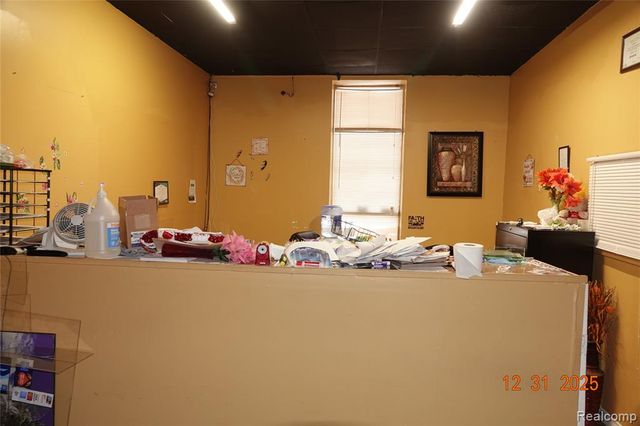 15075 Meyers Road, Detroit, MI 48227