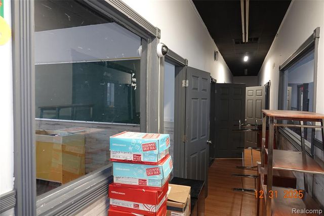 15075 Meyers Road, Detroit, MI 48227