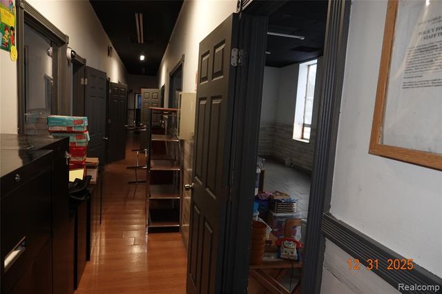 15075 Meyers Road, Detroit, MI 48227