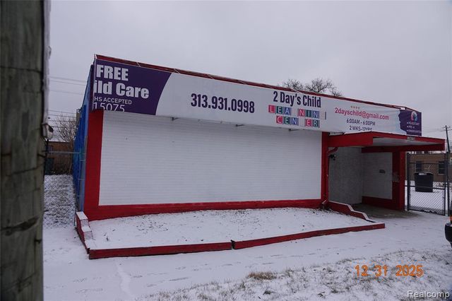 15075 Meyers Road, Detroit, MI 48227