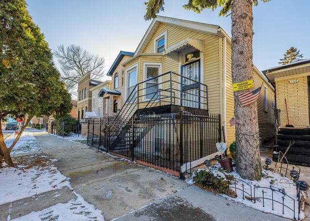 3748 S Parnell Avenue, Chicago, IL 60609