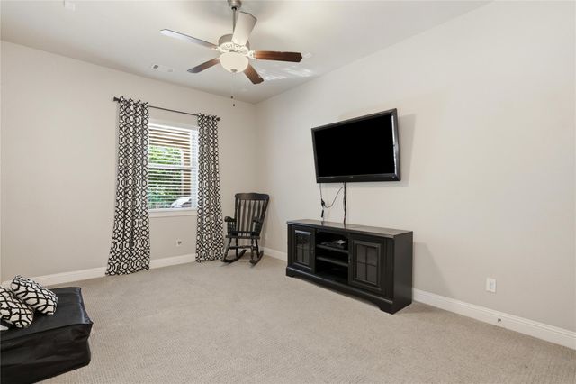 111 Serene Hilltop CIR, Austin, TX 78738