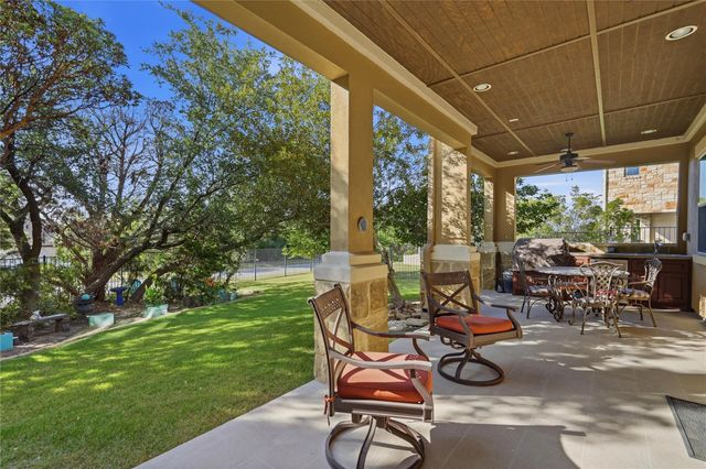 111 Serene Hilltop CIR, Austin, TX 78738