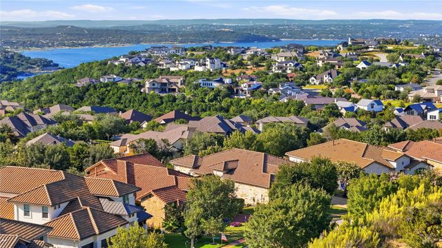 111 Serene Hilltop CIR, Austin, TX 78738