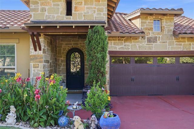111 Serene Hilltop CIR, Austin, TX 78738