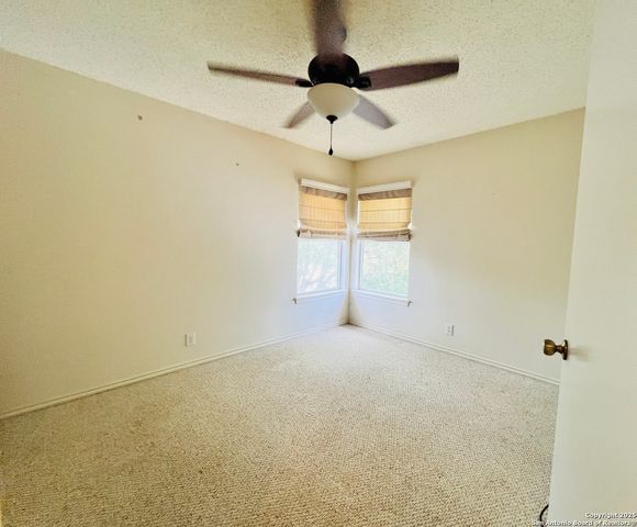 9208 Bowen, San Antonio, TX 78250