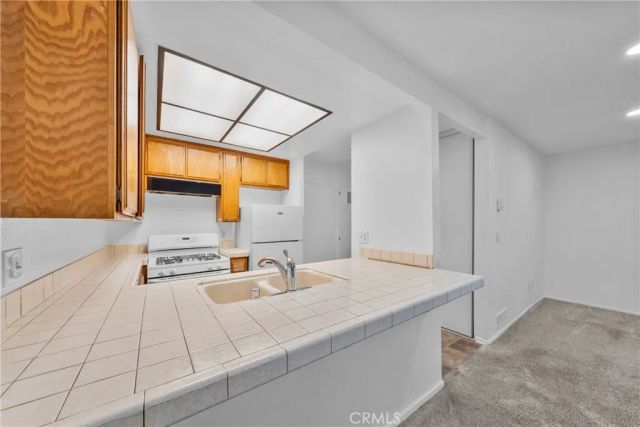 16932 Pacific Coast Highway 102, Huntington Beach, CA 92649