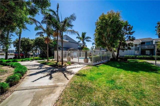 16932 Pacific Coast Highway 102, Huntington Beach, CA 92649