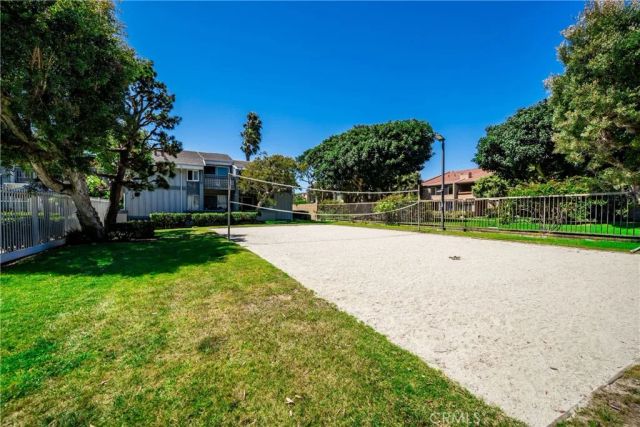 16932 Pacific Coast Highway 102, Huntington Beach, CA 92649
