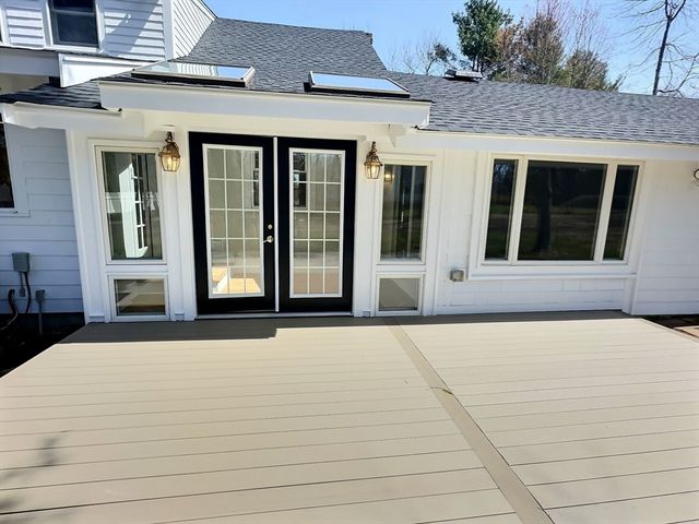 101 Highfields Rd, Abington, MA 02351