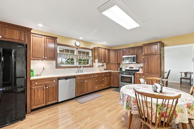 1116 Hilltop Drive, Newark, OH 43055