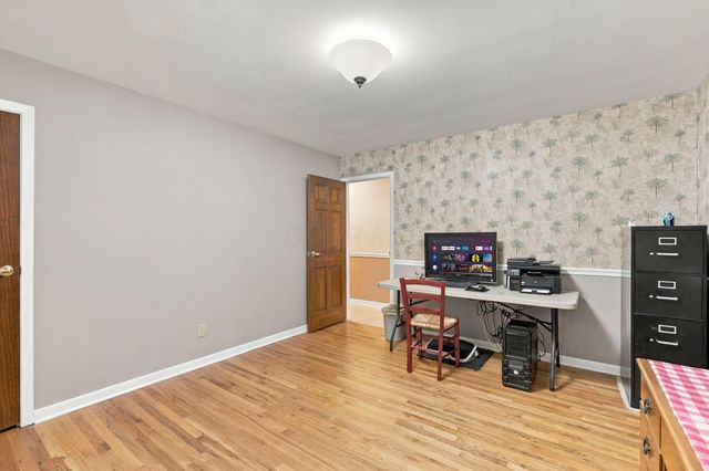 1116 Hilltop Drive, Newark, OH 43055