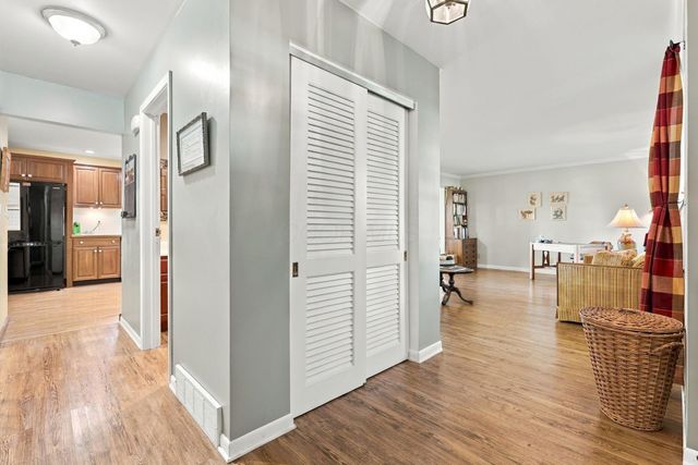 1116 Hilltop Drive, Newark, OH 43055