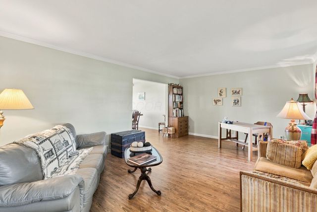 1116 Hilltop Drive, Newark, OH 43055