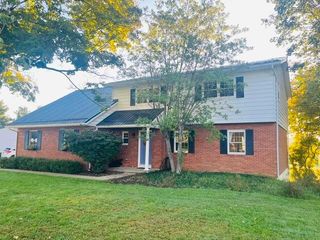 1116 Hilltop Drive, Newark, OH 43055