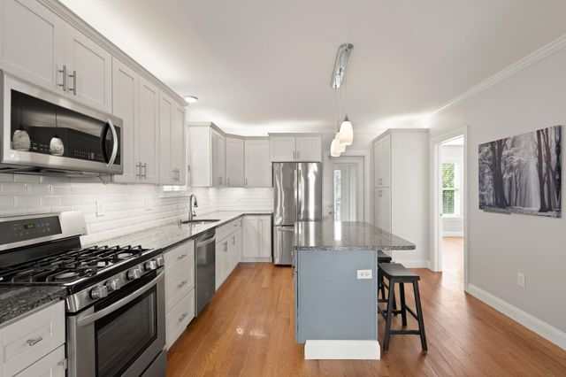 14 Gordon St 14, Somerville, MA 02144