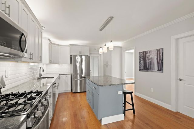 14 Gordon St 14, Somerville, MA 02144