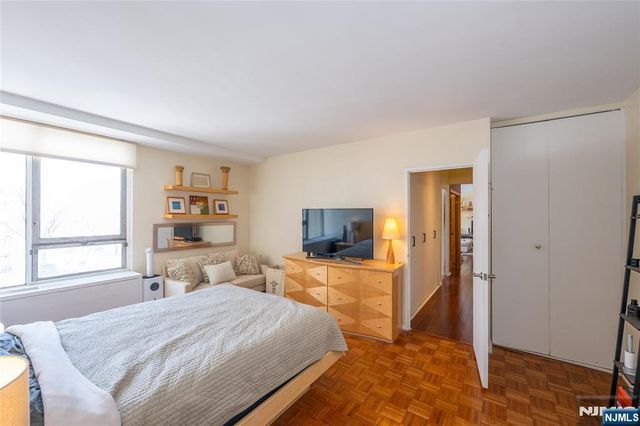 1 Horizon Road 403, Fort Lee, NJ 07024