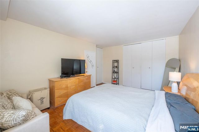 1 Horizon Road 403, Fort Lee, NJ 07024