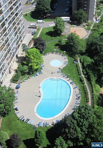 1 Horizon Road 403, Fort Lee, NJ 07024