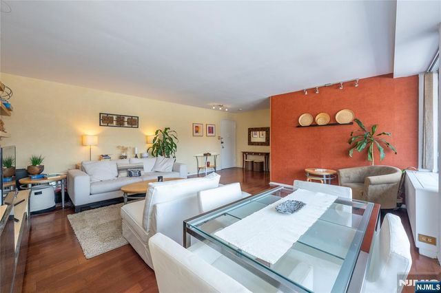 1 Horizon Road 403, Fort Lee, NJ 07024