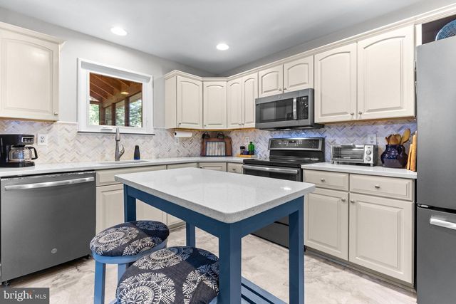 308 CHRISTY RD, Pasadena, MD 21122