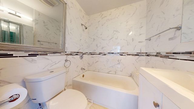 118 Colby Rd, Quincy, MA 02171