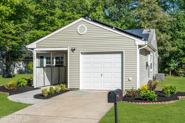 122 Lexington Drive, Little Egg Harbor, NJ 08087