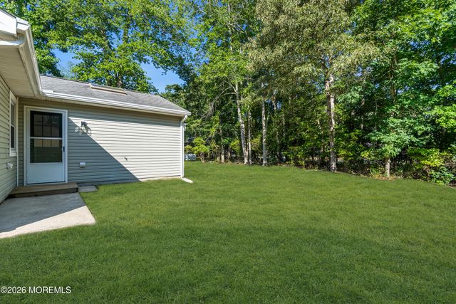 122 Lexington Drive, Little Egg Harbor, NJ 08087
