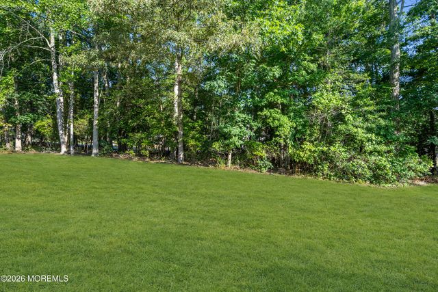 122 Lexington Drive, Little Egg Harbor, NJ 08087