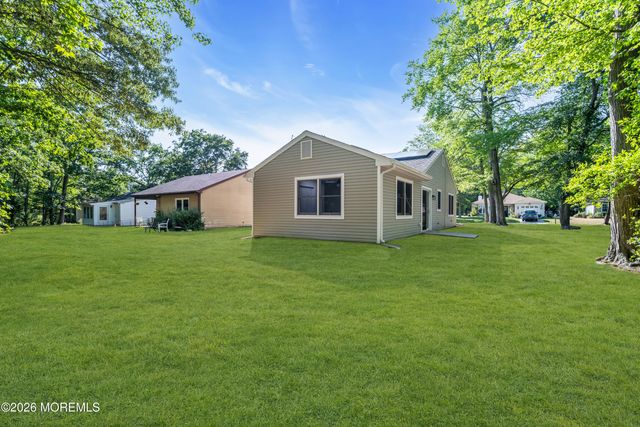 122 Lexington Drive, Little Egg Harbor, NJ 08087