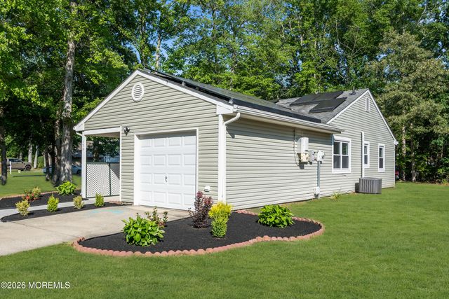 122 Lexington Drive, Little Egg Harbor, NJ 08087