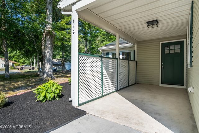 122 Lexington Drive, Little Egg Harbor, NJ 08087