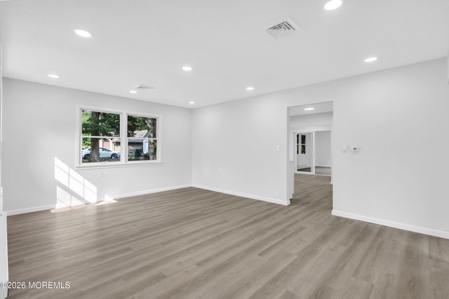122 Lexington Drive, Little Egg Harbor, NJ 08087