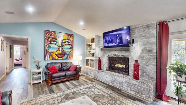 101 Oak Country, Weatherford, TX 76085