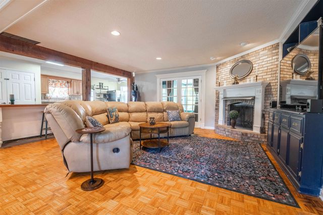 6102 SUGAR TREE DR, Bartlett, TN 38134