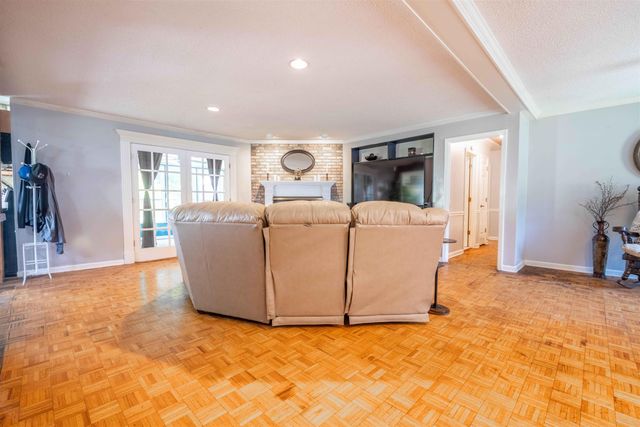 6102 SUGAR TREE DR, Bartlett, TN 38134