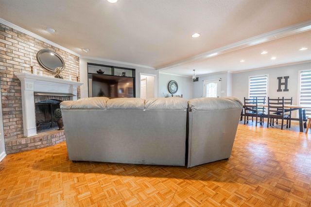 6102 SUGAR TREE DR, Bartlett, TN 38134