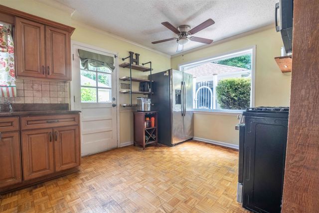 6102 SUGAR TREE DR, Bartlett, TN 38134