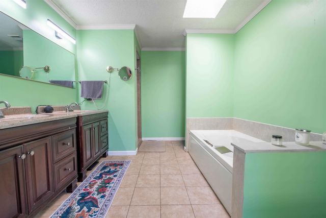 6102 SUGAR TREE DR, Bartlett, TN 38134