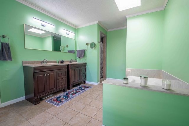 6102 SUGAR TREE DR, Bartlett, TN 38134