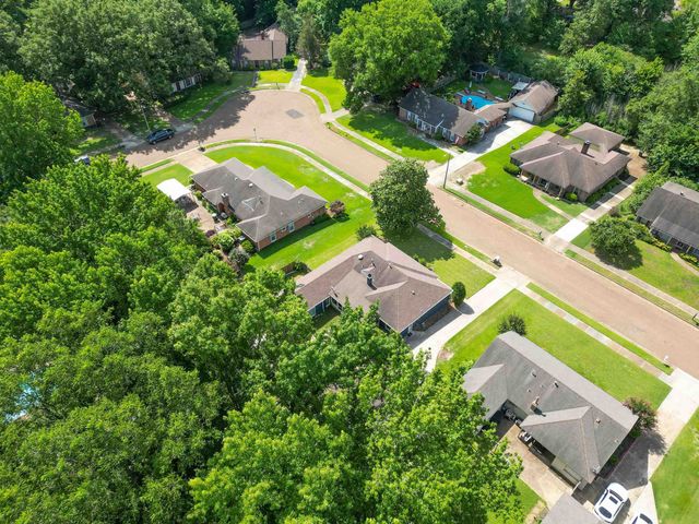 6102 SUGAR TREE DR, Bartlett, TN 38134