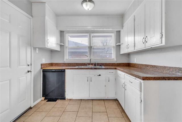 1825 Meyers Place, Oklahoma City, OK 73111