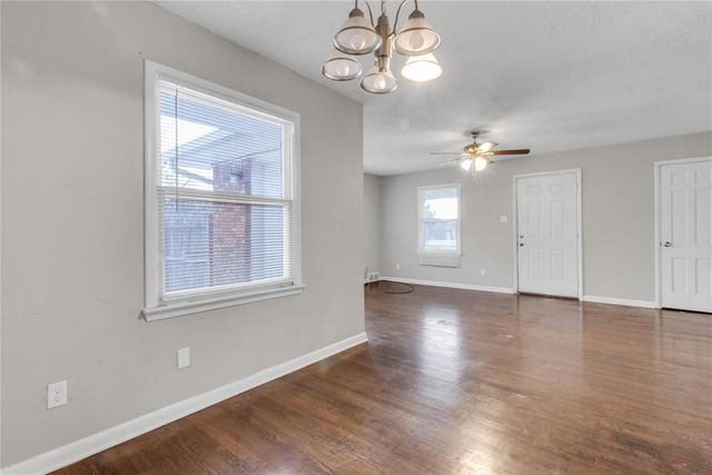 1825 Meyers Place, Oklahoma City, OK 73111