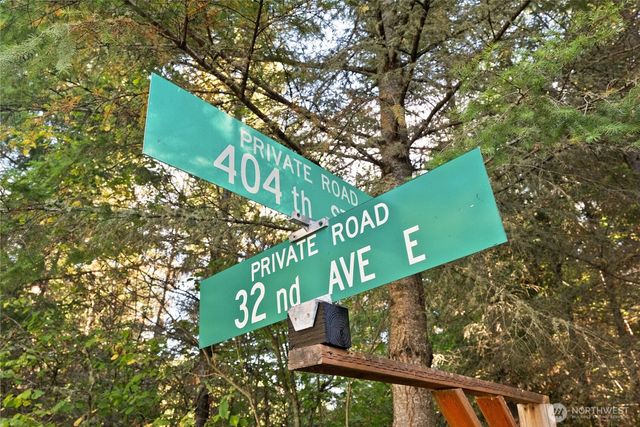 40320 32nd Avenue E, Eatonville, WA 98328