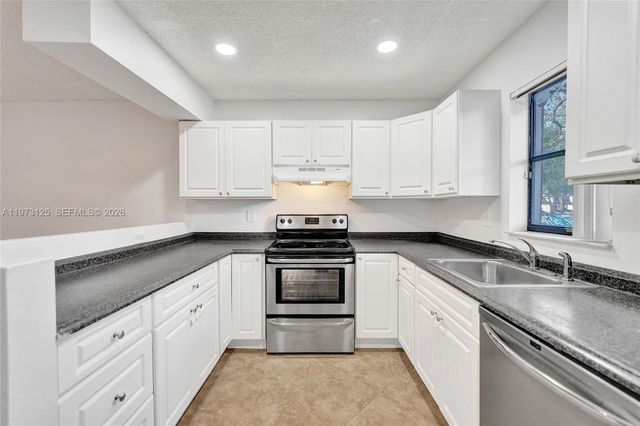 9340 SW 61st Way B, Boca Raton, FL 33428