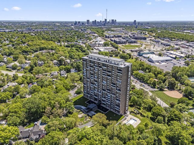 1000 Urlin Avenue, 1515, Columbus, OH 43212