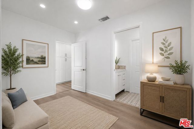 1477 Beverwil Drive, Los Angeles, CA 90035